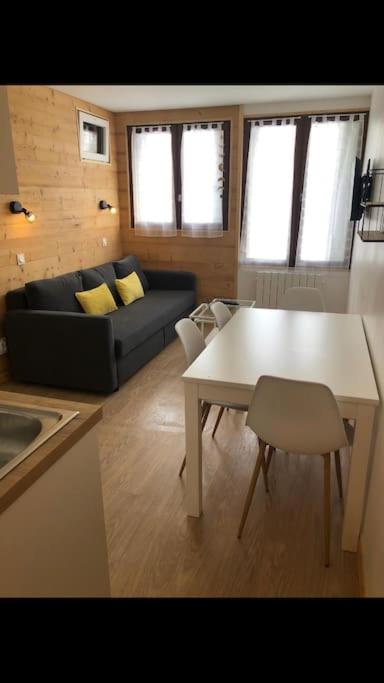 Appartement Cosy Val Louron Au Pied Des Pistes Génos Exteriör bild